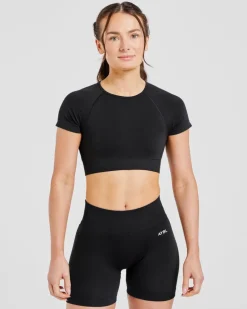 Adapt Seamless Crop Top