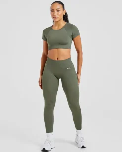 Adapt Seamless Crop Top