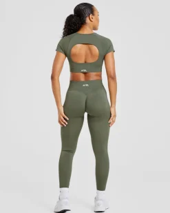 Adapt Seamless Crop Top