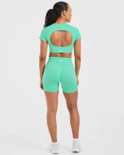 Adapt Seamless Crop Top