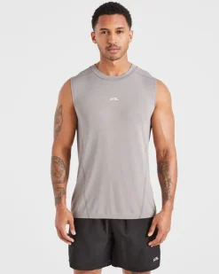 Attain Seamless Vest