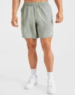 Core 7" Shorts