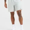 Core 7" Shorts