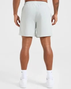 Core 7" Shorts
