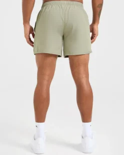 Core 5" Shorts
