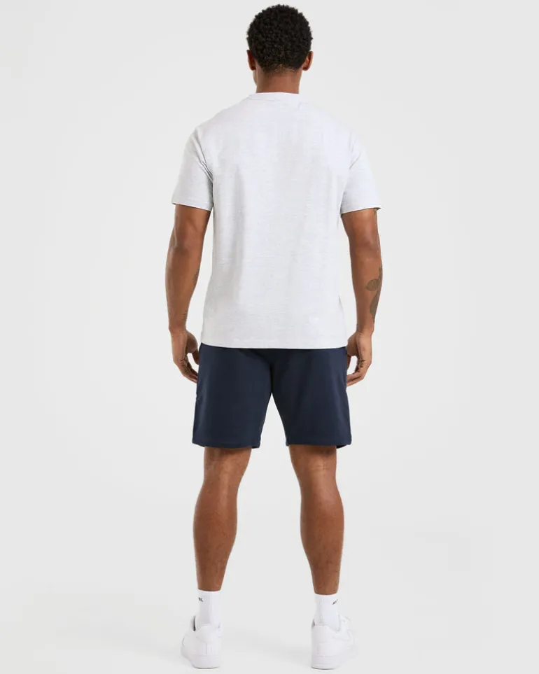 Essential Lightweight 7" Shorts