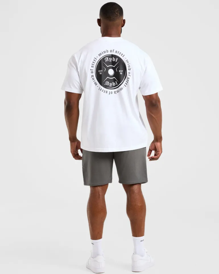Essential Lightweight 7" Shorts