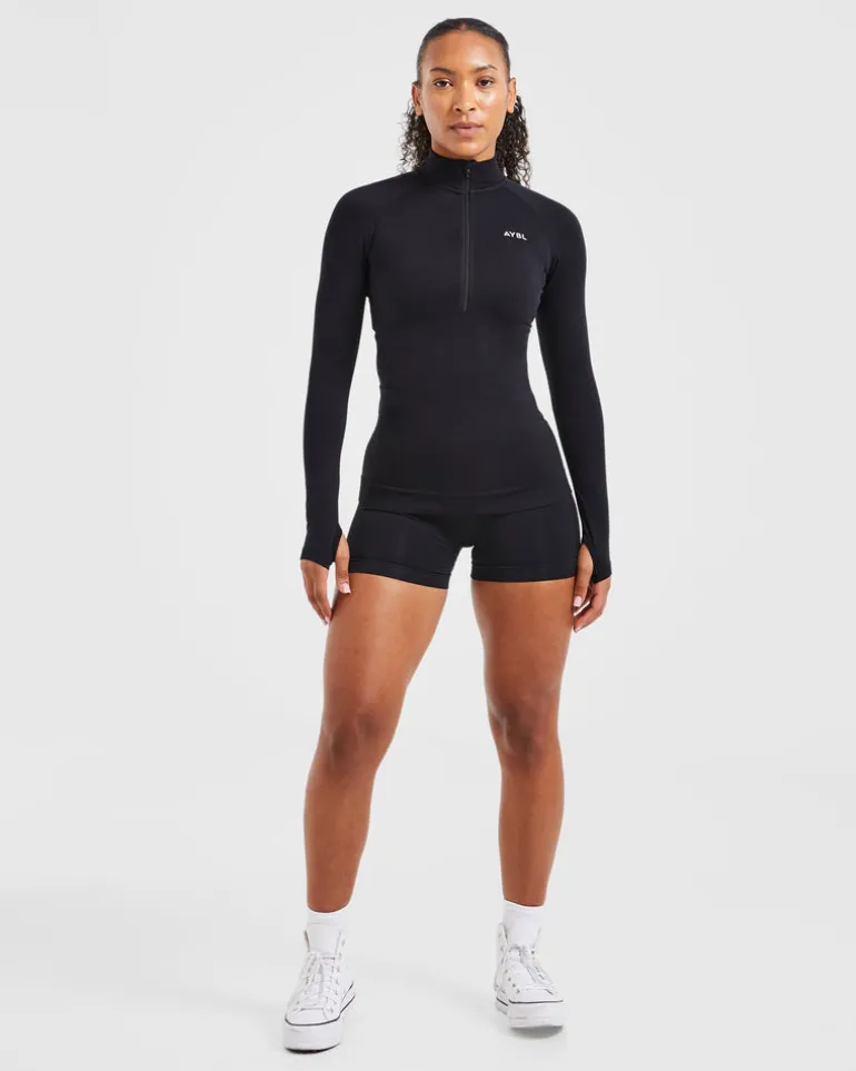 Essential Seamless 1/2 Zip Pullover
