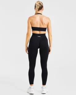 Essential Seamless Halterneck Sports Bra