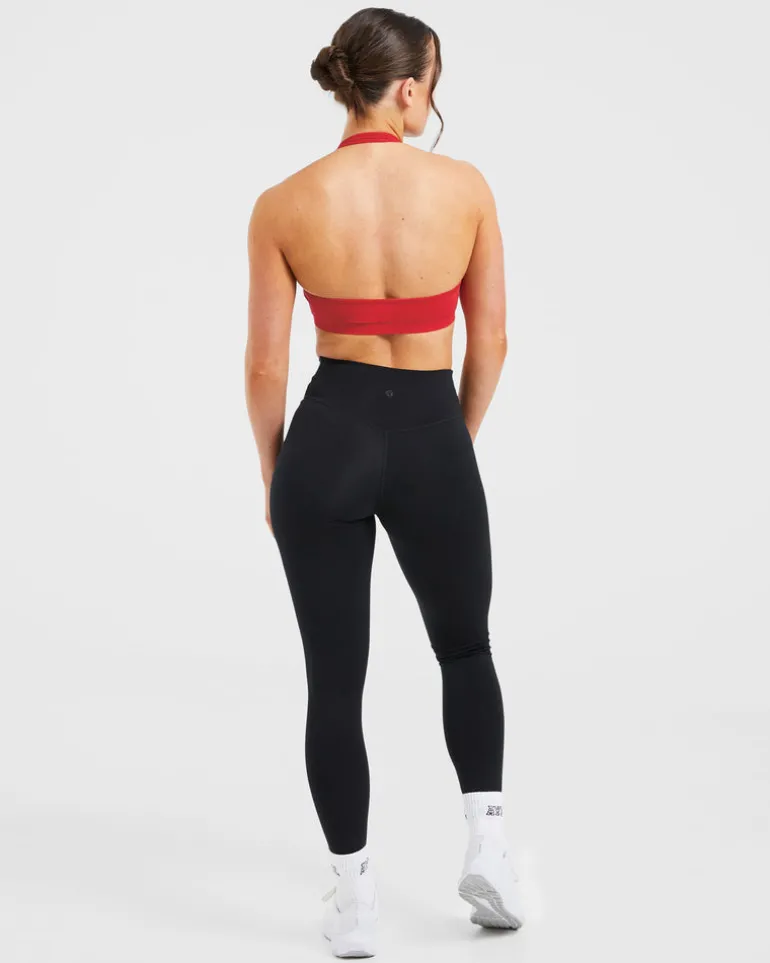 Essential Seamless Halterneck Sports Bra