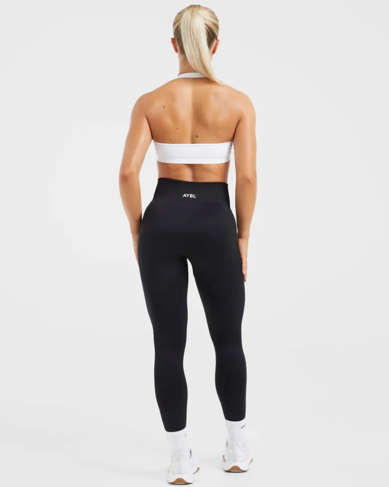 Essential Seamless Halterneck Sports Bra