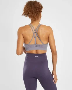 Essential Seamless Strappy Sports Bra