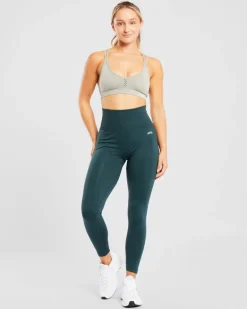 Essential Seamless Strappy Sports Bra