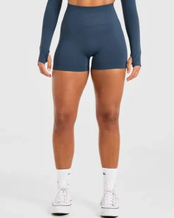 Power Seamless Shorts